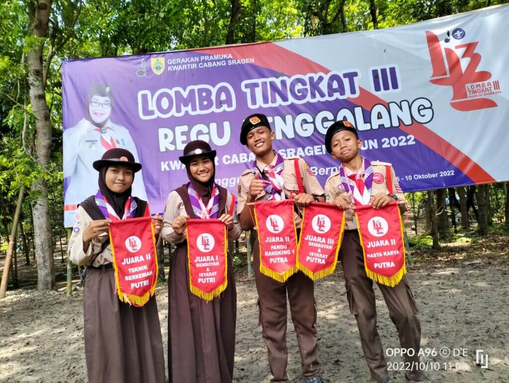Regu Penggalang SMP Negeri 1 Tangen Memboyong 5 Piala. Regu Penggalang SMP Negeri 1 Tangen Memboyong 5 Piala.
